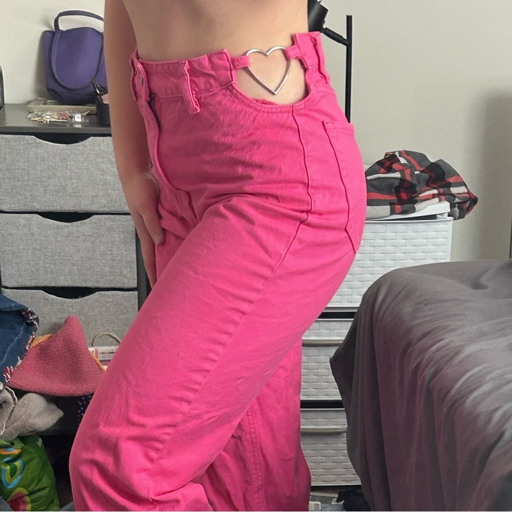 Pacsun boyfriend jeans with silver heart detailing on side!